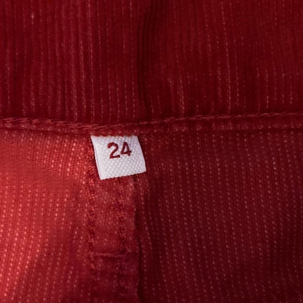 𝅺levi Strauss size 24 vintage y2k red Valentine’s Day corduroy miniskirt - Picture 11 of 15